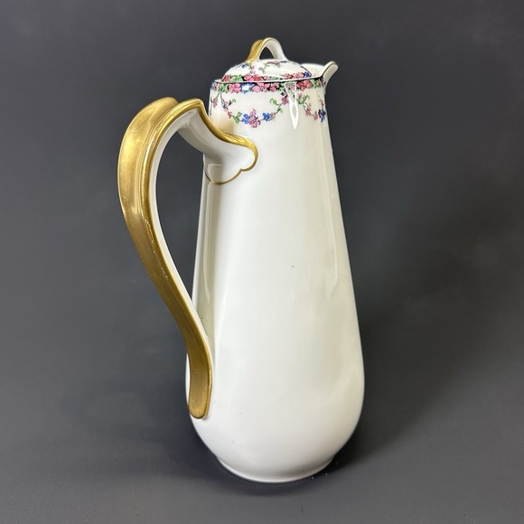 Vintage Haviland & Co Limoges Pitcher With Gold Trim and Beautiful Floral Design - Picture 3 of 12